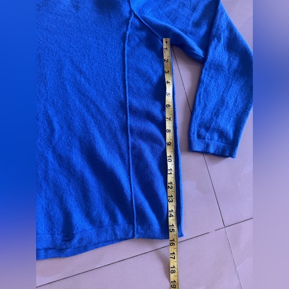 INC International Concepts Merino Wool sweater Blue V Neck soft long sleeve - Picture 8 of 14